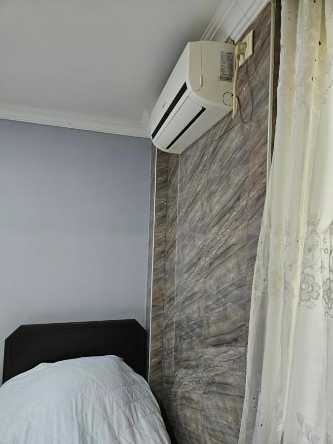 Guest House 2 Floor Batumi Esterno foto