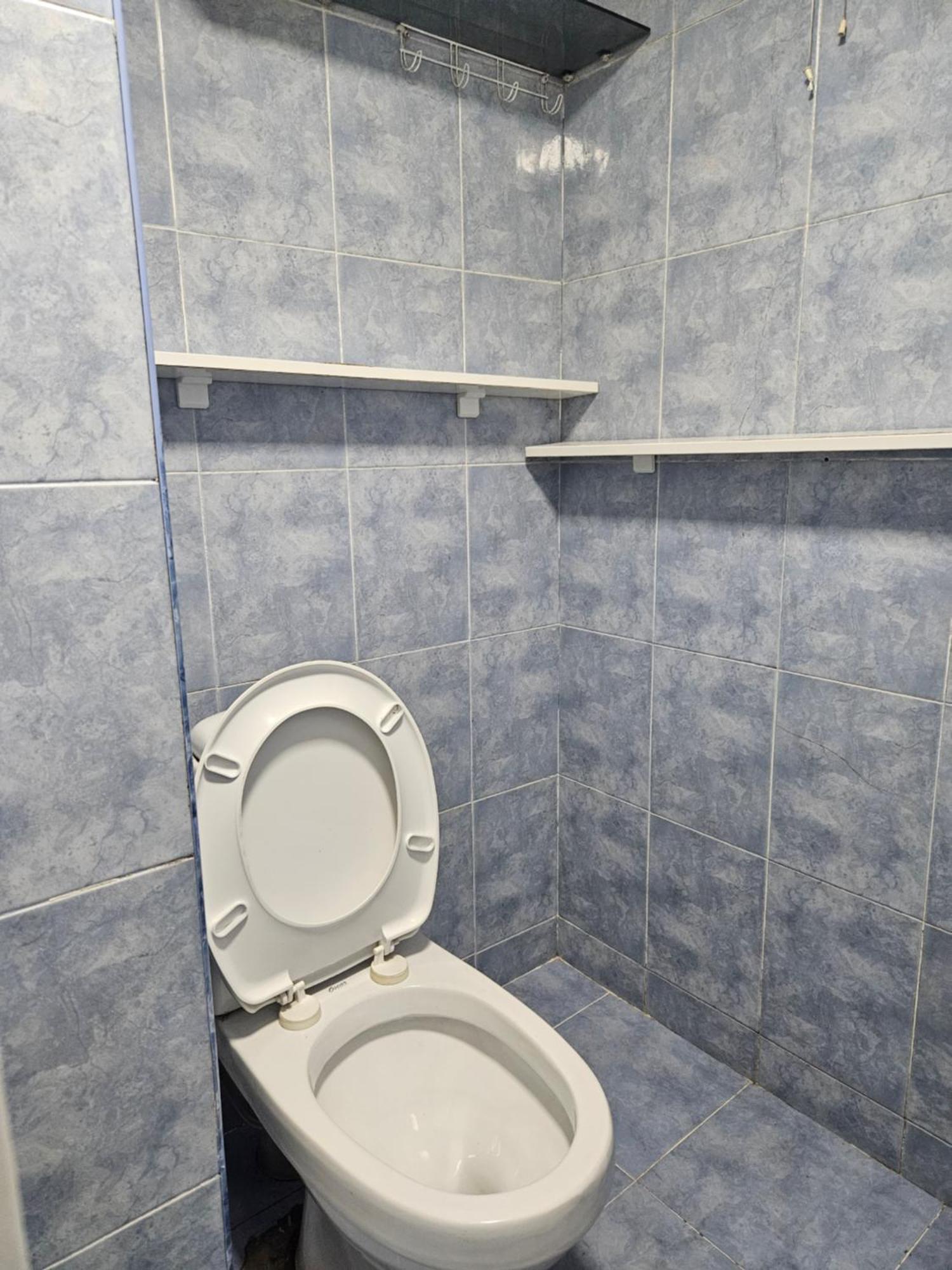 Guest House 2 Floor Batumi Esterno foto